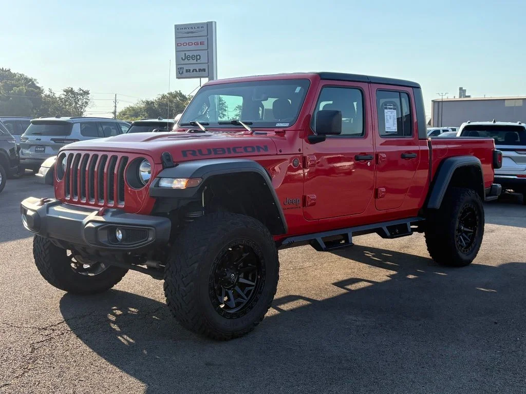 Used 2023 Red Jeep Rubicon image 3