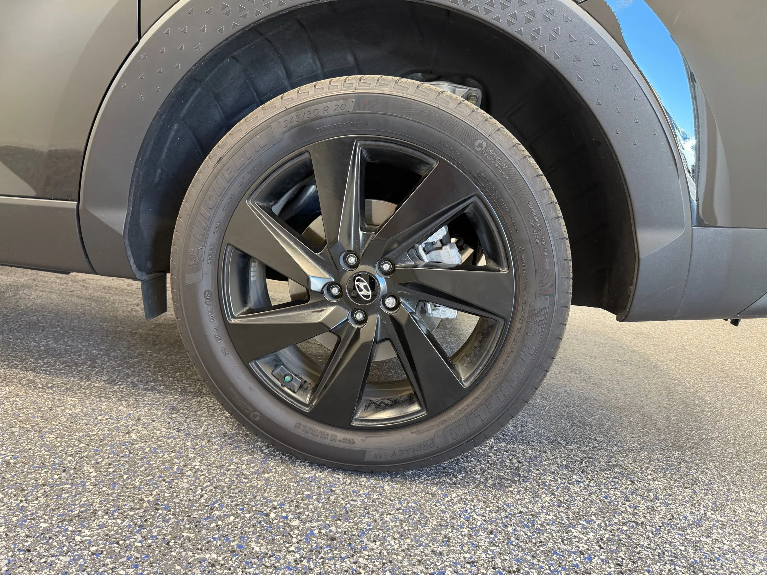 Used 2024 Black Hyundai NIGHT image 12