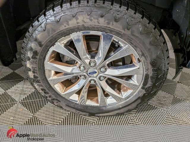 Used 2016 Black Ford Lariat image 45