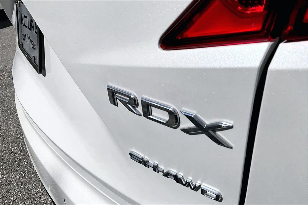 Used 2024 White Acura Advance Package image 10