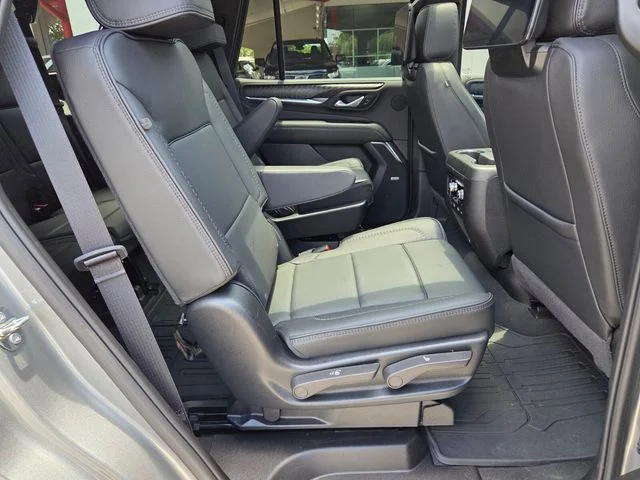 Used 2024 Silver GMC Denali image 15