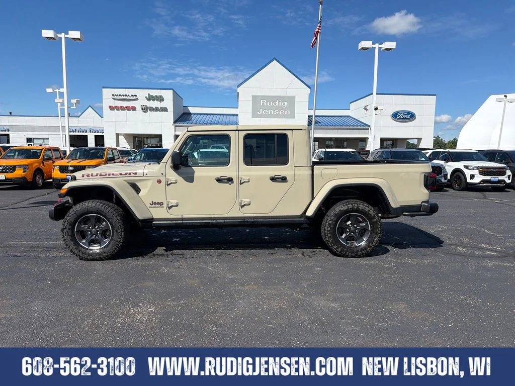 Used 2022 Beige Jeep Rubicon image 2