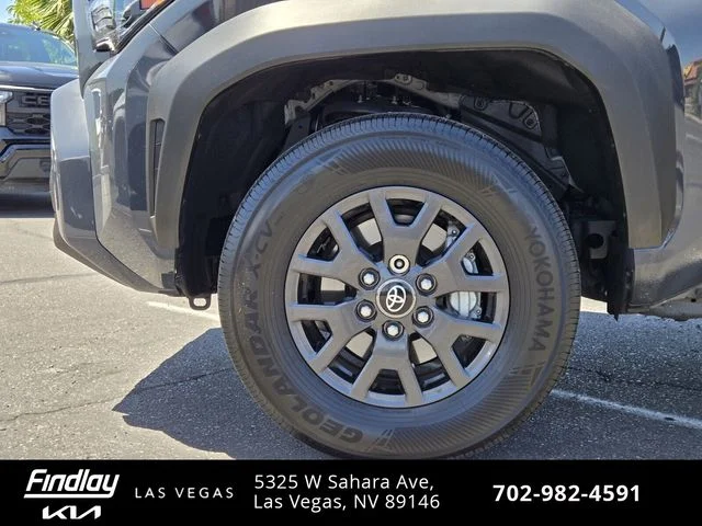 Used 2025  Toyota SR5 image 10