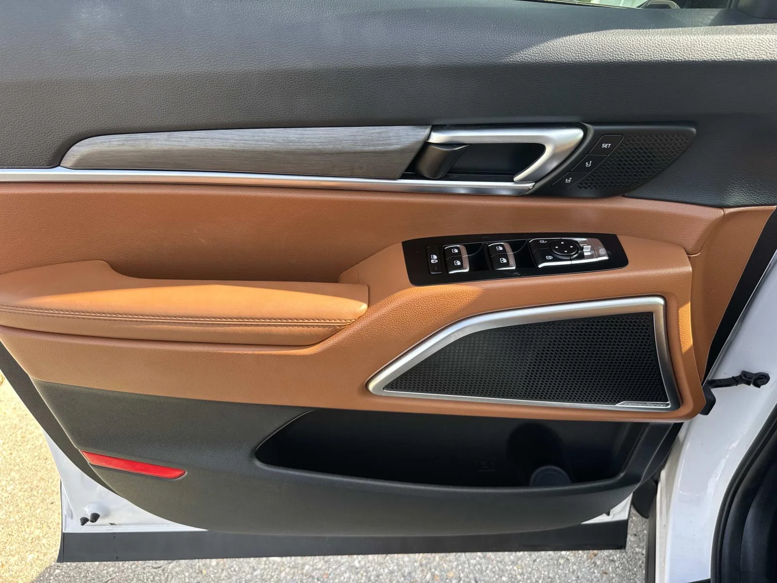 Certified Used 2025 White Kia SX-Prestige X-Line AWD image 20