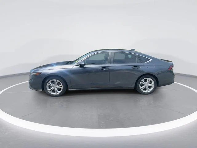 Used 2023  Honda LX image 5
