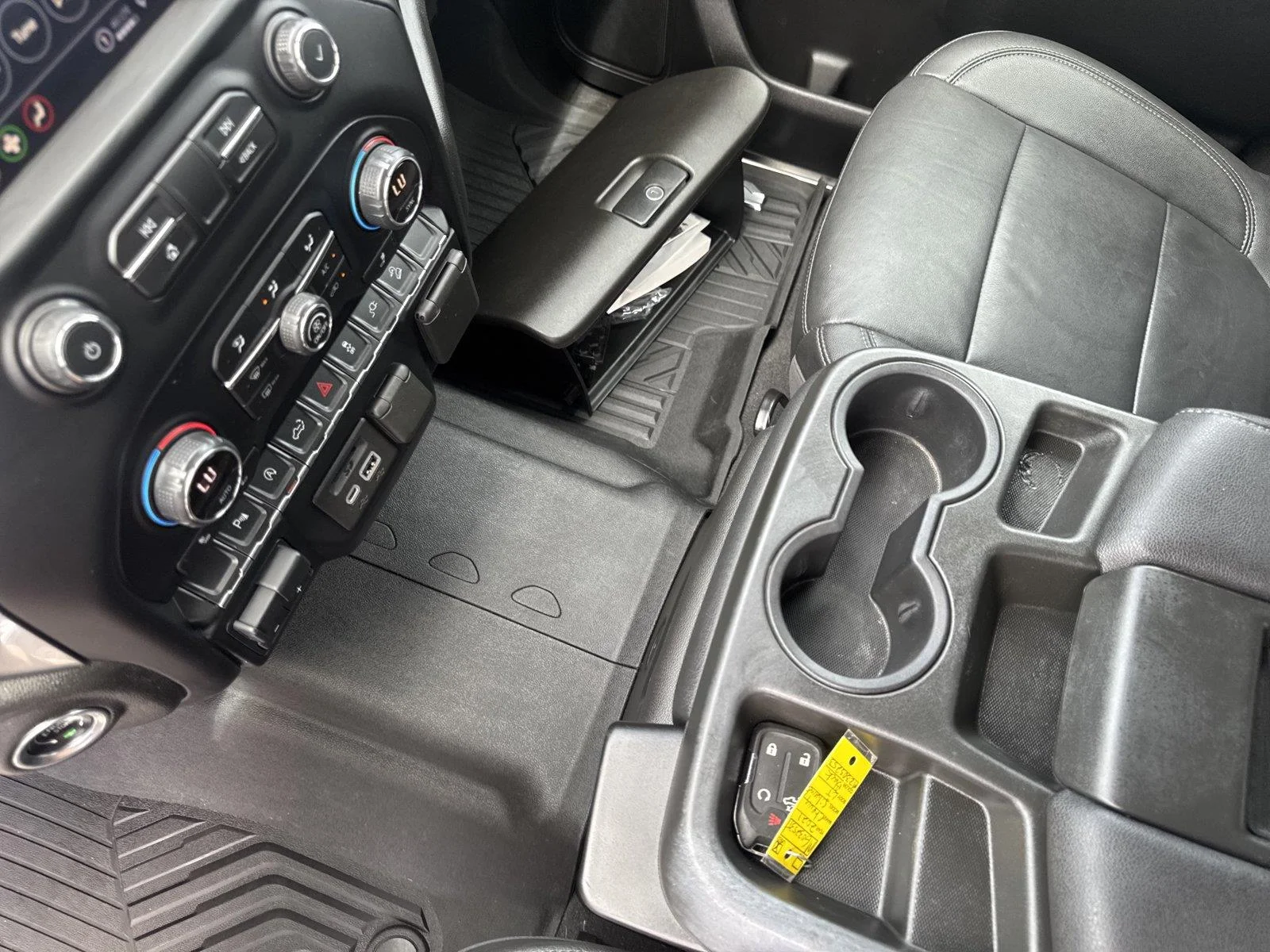 Used 2021 BLACK Chevrolet LT image 27