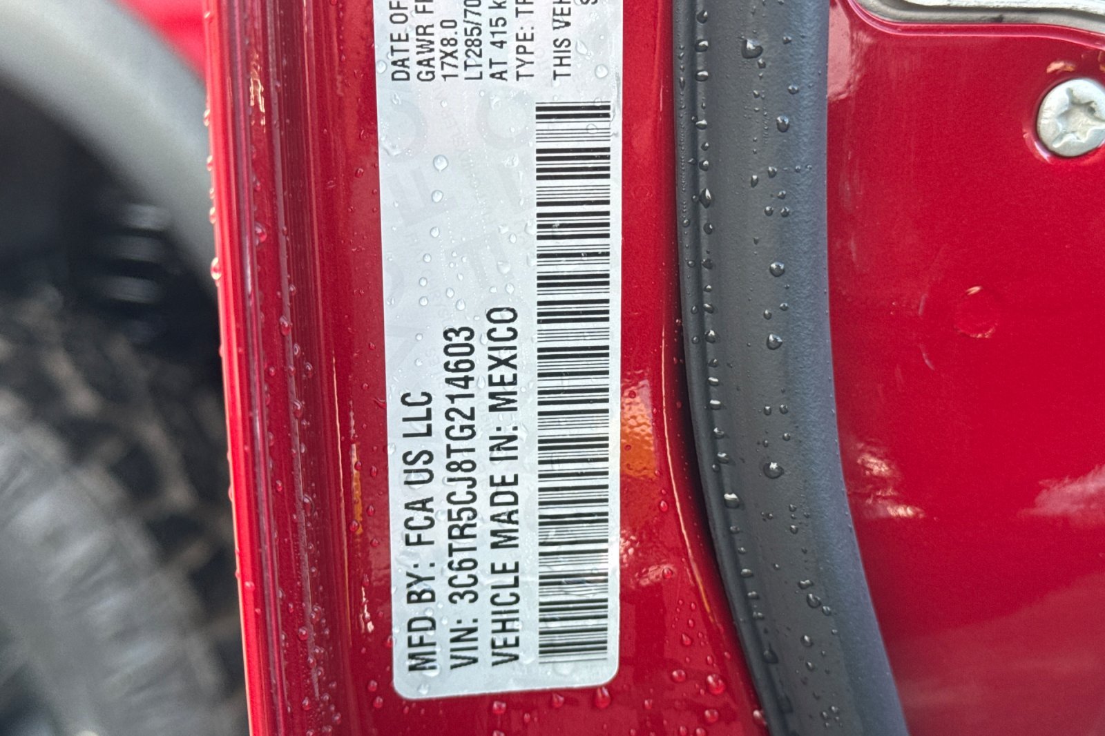 New 2026 Molten Red Pearl-Coat Exterior Paint RAM TRADESMAN image 26