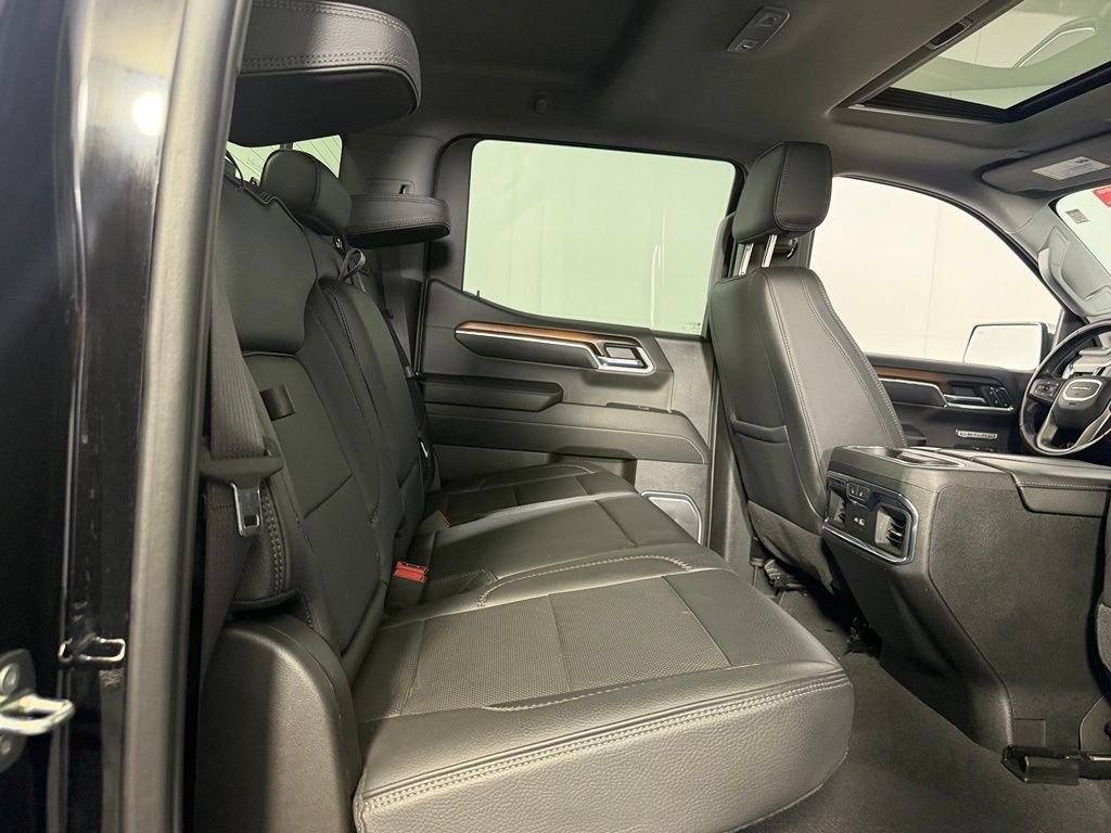 Used 2024 Onyx Black GMC Denali image 29