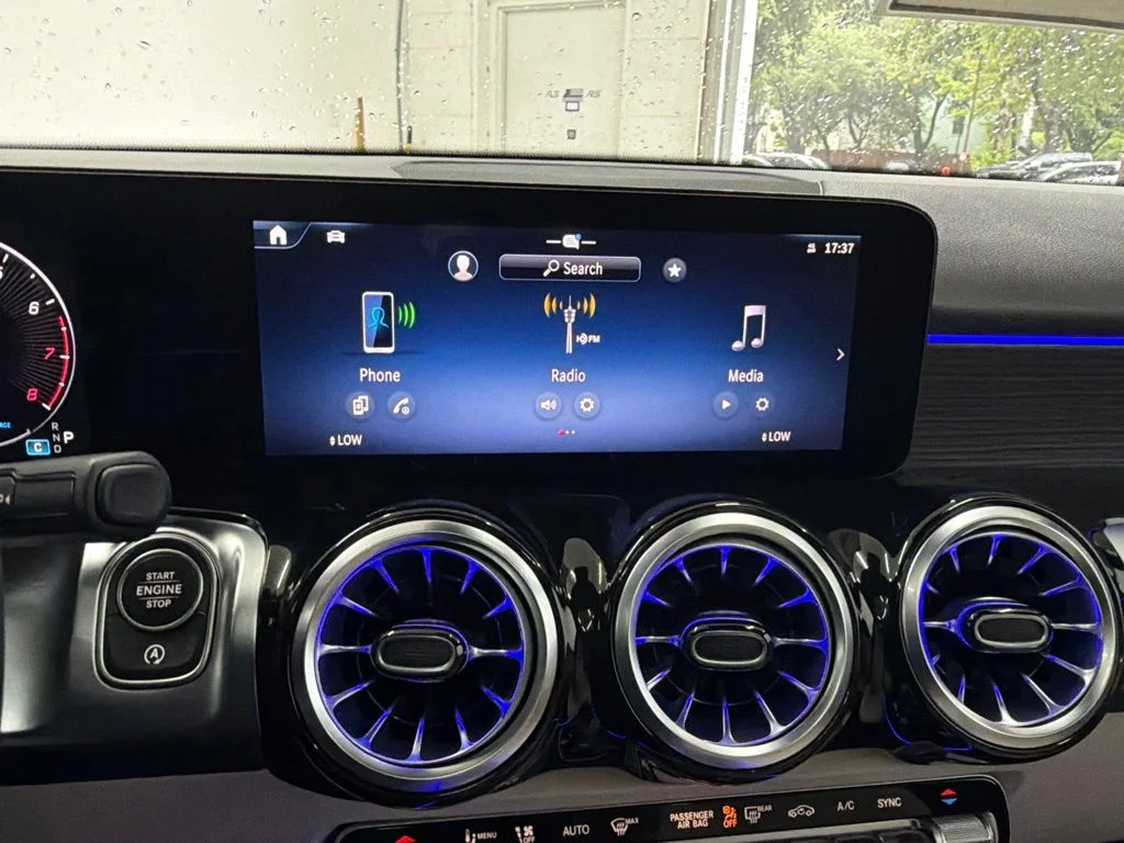 New 2026 Black Mercedes-Benz GLB 250 image 32