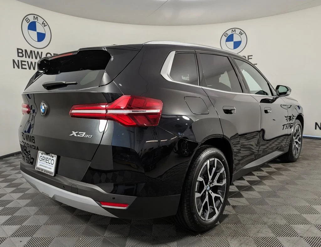New 2026 Black Sapphire Metallic BMW 30 xDrive image 6