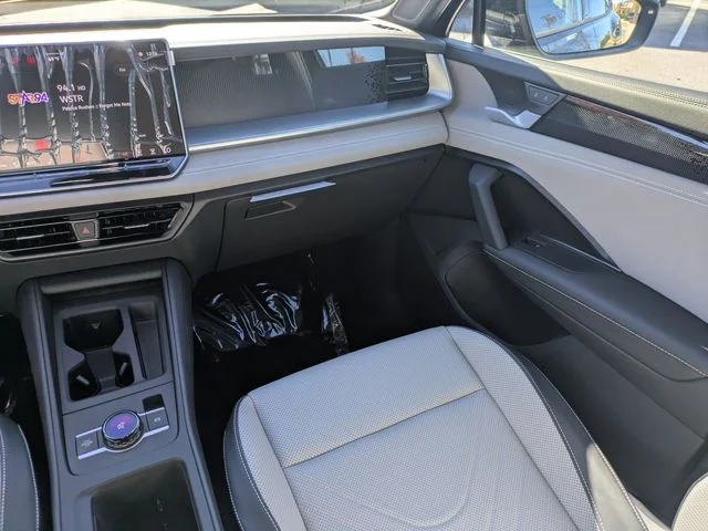 2026 Volkswagen Tiguan SE R-LINE BLACK - Photo 18