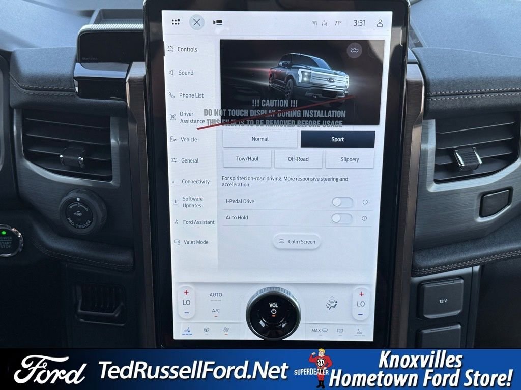 2025 Ford F-150 Lightning Lariat - Photo 13