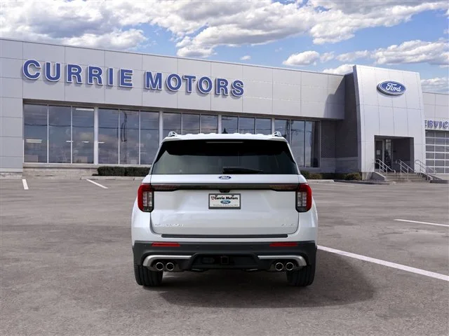 New 2027 Star White Metallic Tri-Coat Ford Platinum image 7