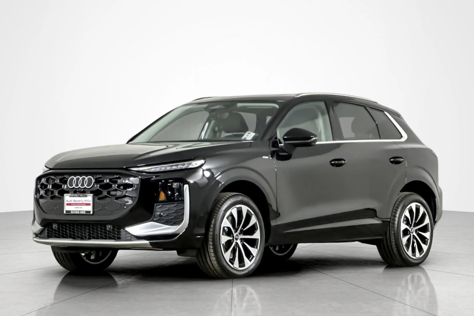2026 Audi Q3 S line quattro's photo