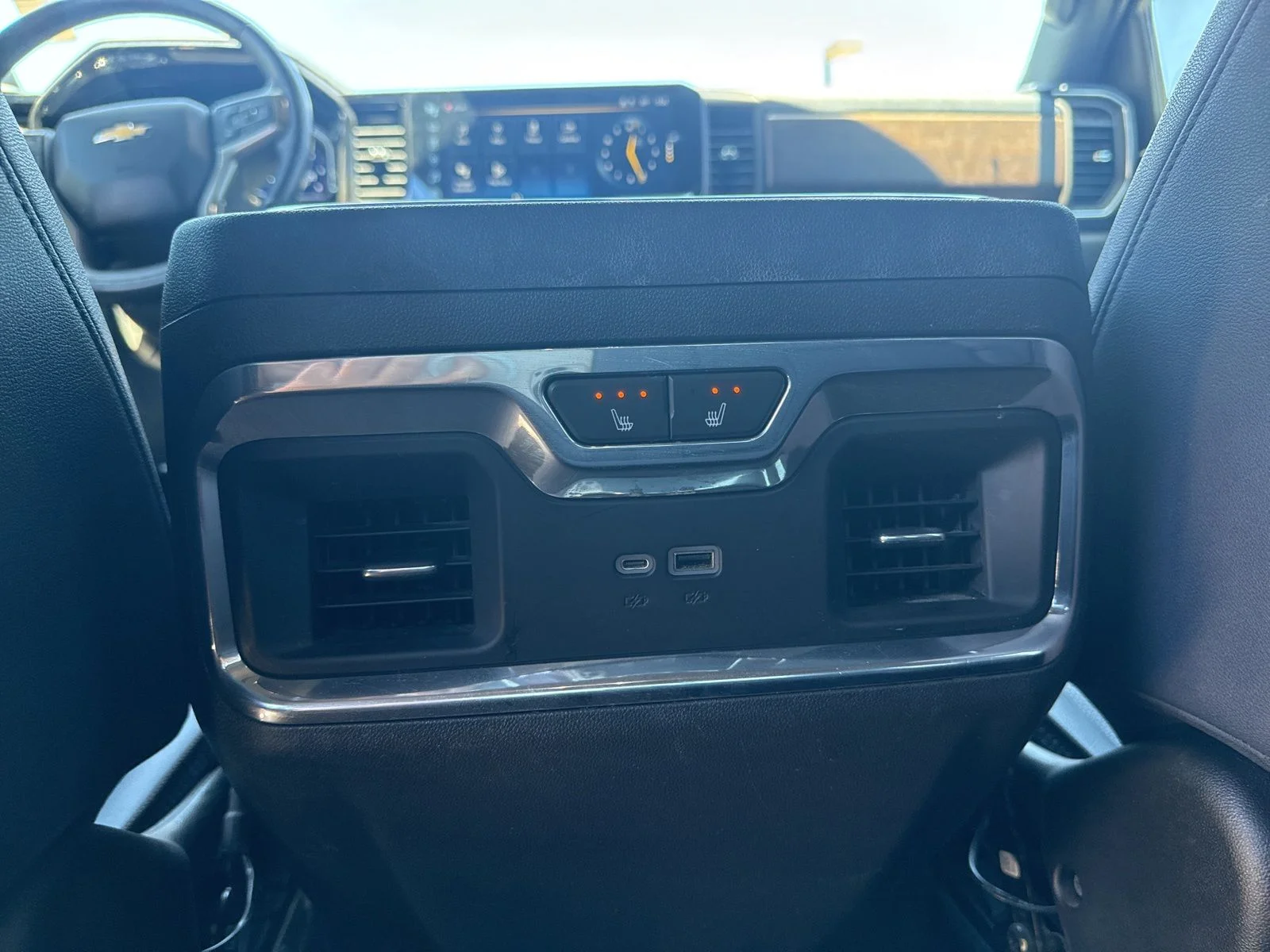 2023 Chevrolet Silverado 1500 High Country - Photo 10