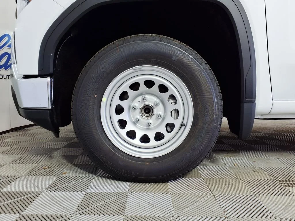 New 2026 Summit White GMC Pro image 8
