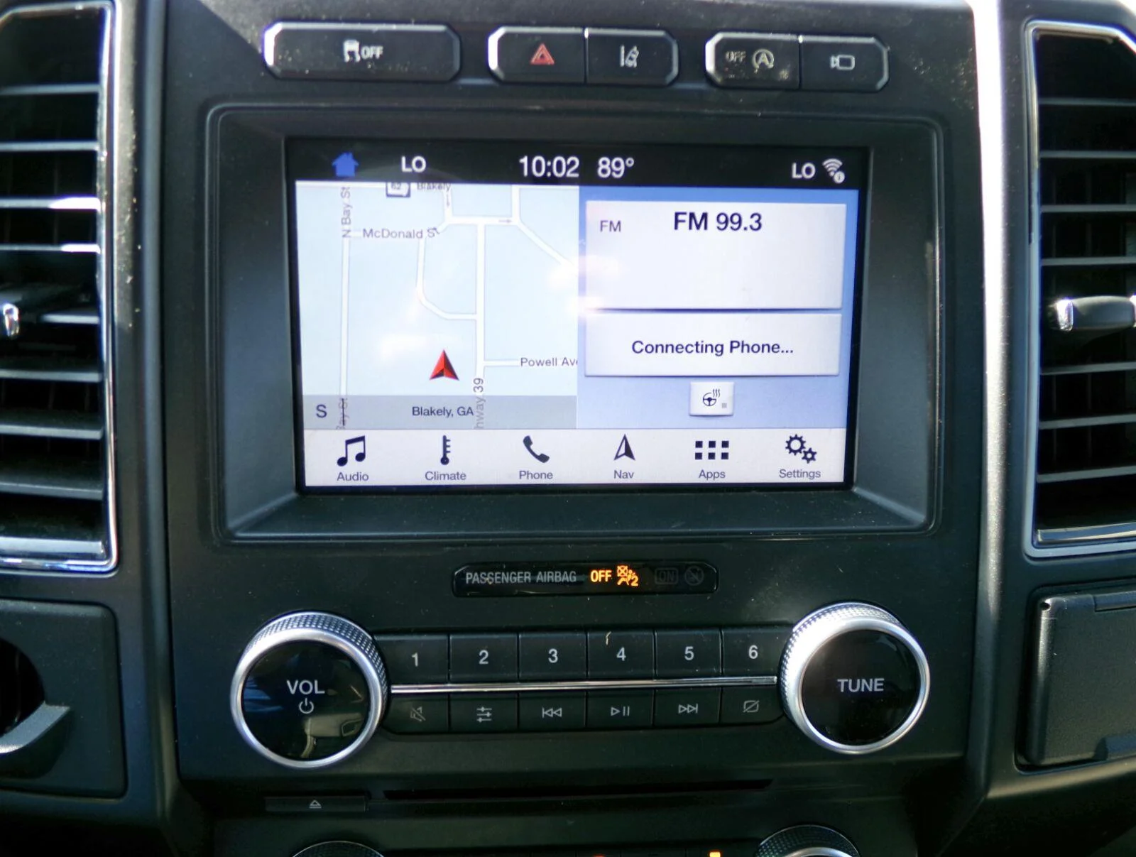 Used 2018 Ingot Silver Ford Limited image 9