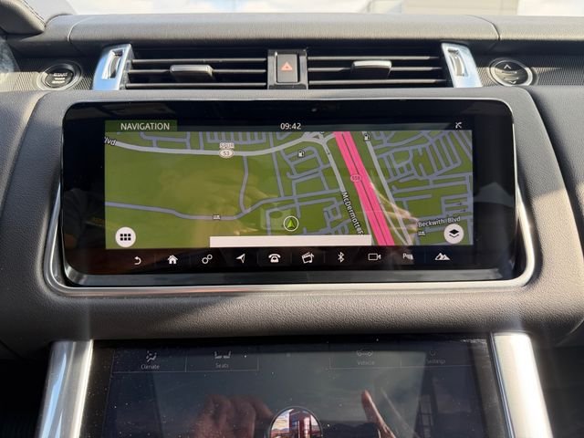 Used 2019 Black Land Rover HSE image 20