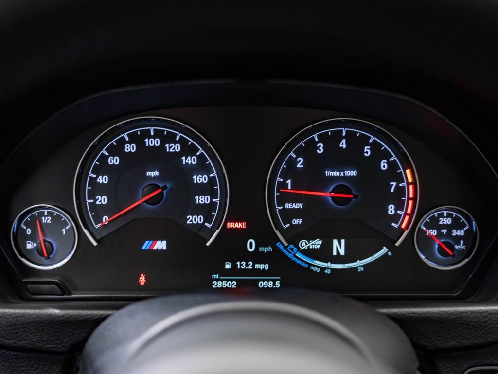 Used 2018 Mineral Gray Metallic BMW  image 31