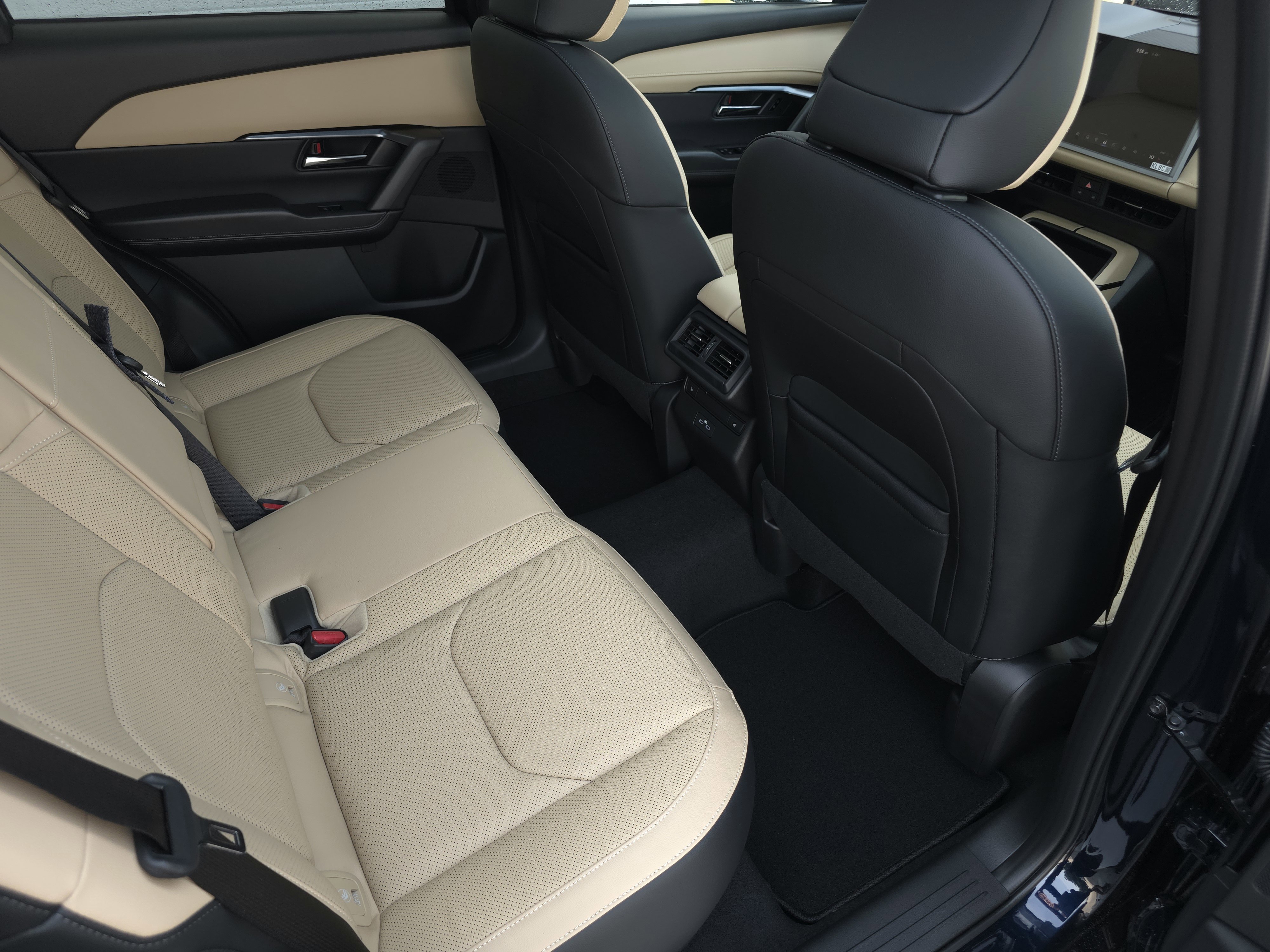 New 2026 Navy Blue Mica Mazda 2.5 S Premium AWD image 40