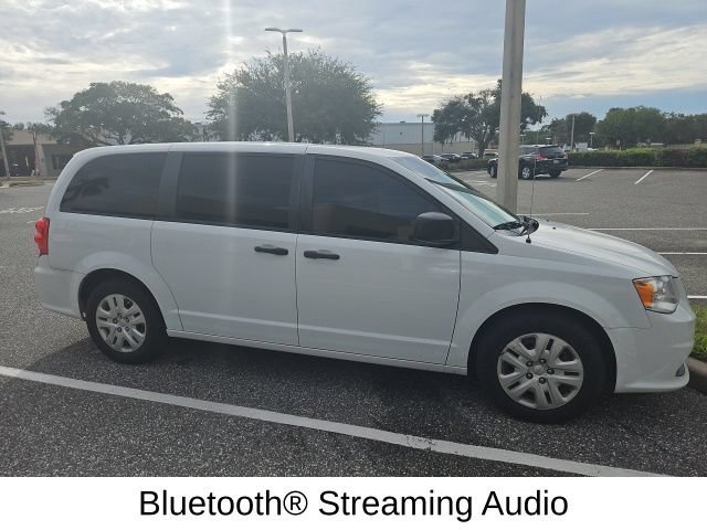 Used 2020 White Knuckle Clearcoat Dodge SE image 5