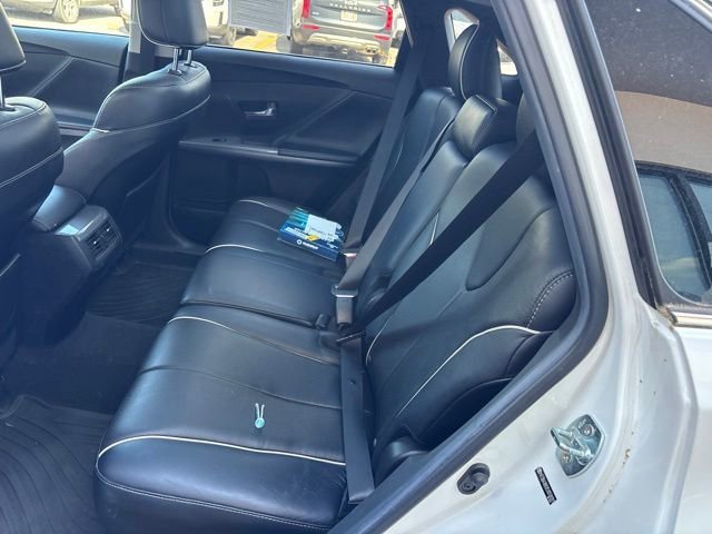 Used 2014 Blizzard Pearl Toyota XLE image 12