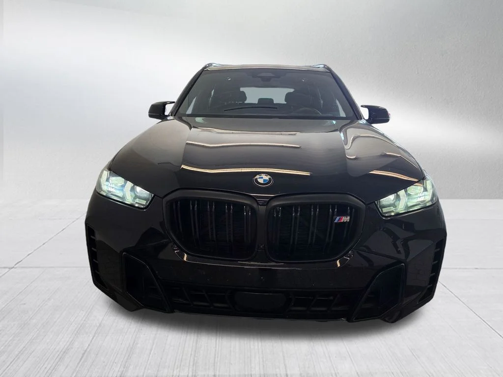 Used 2025 Black BMW M60i image 2