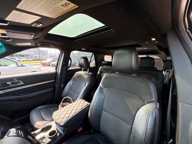 Used 2019 Black Ford XLT image 14