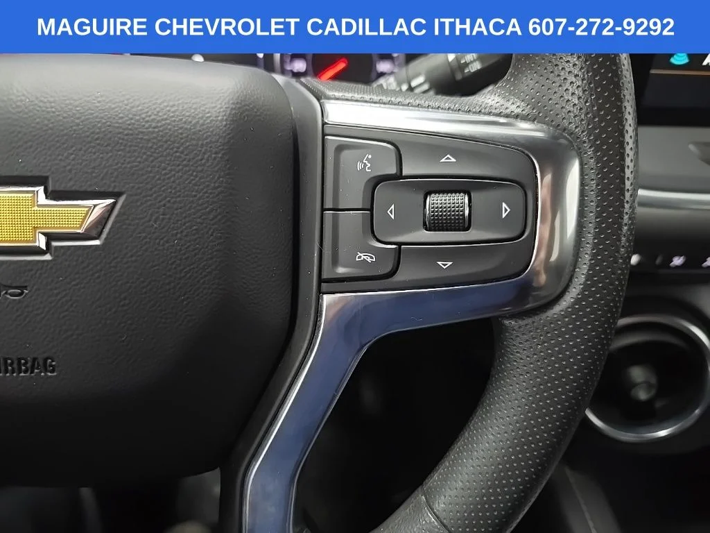 Used 2023 White Chevrolet LT image 20