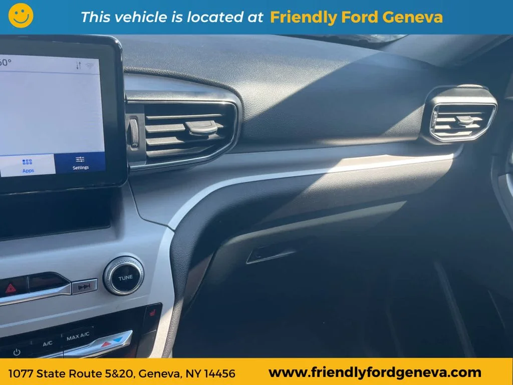 Used 2024 Blue Ford XLT image 26