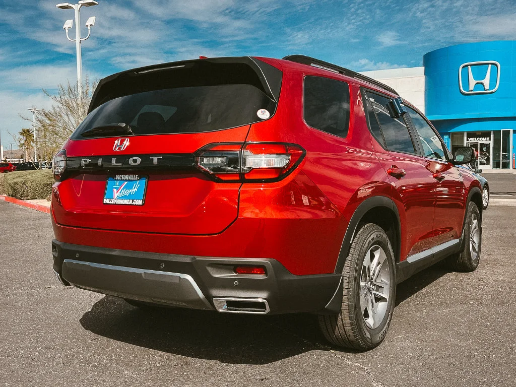New 2026 Radiant Red Metallic II Honda EX-L image 5