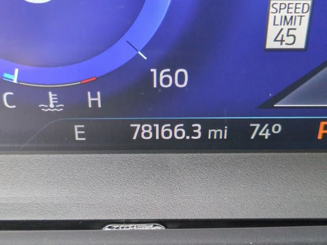 Used 2022 Black Ford Platinum image 20