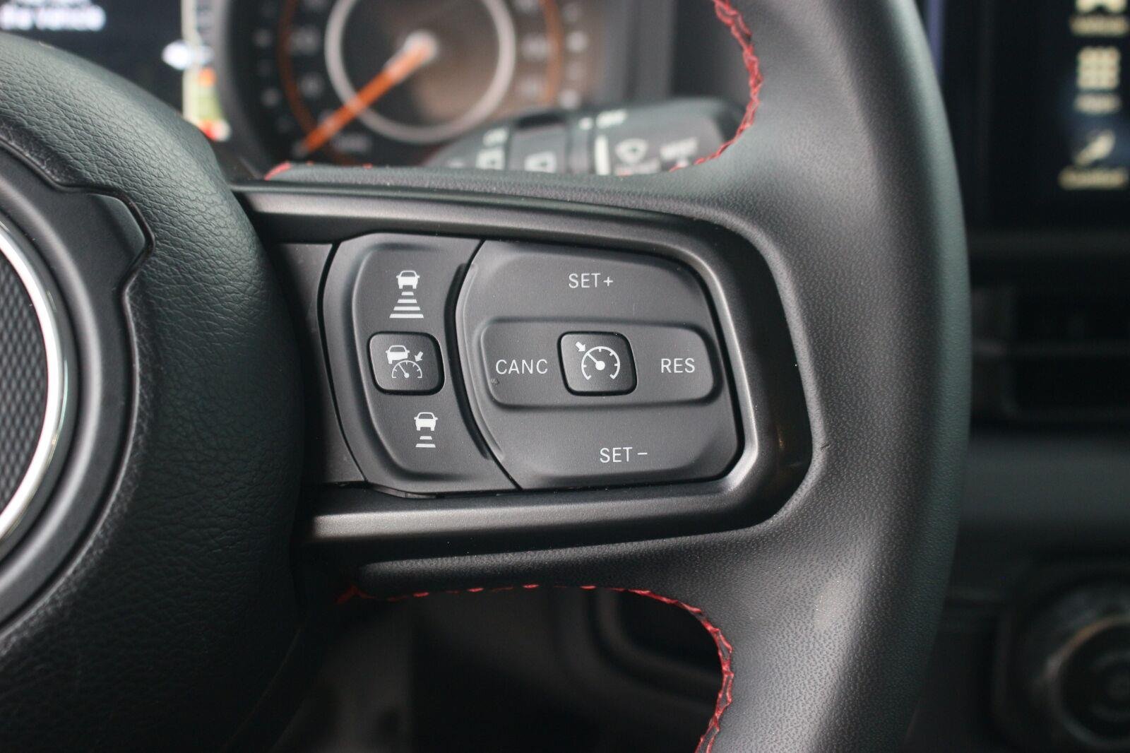 Used 2024 White Jeep Rubicon image 20