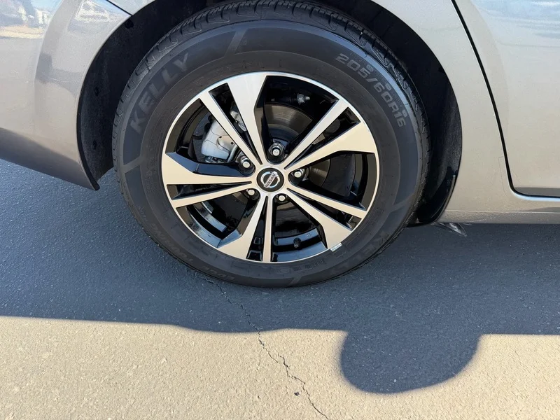 Used 2023 Gun Metallic Nissan SV image 30