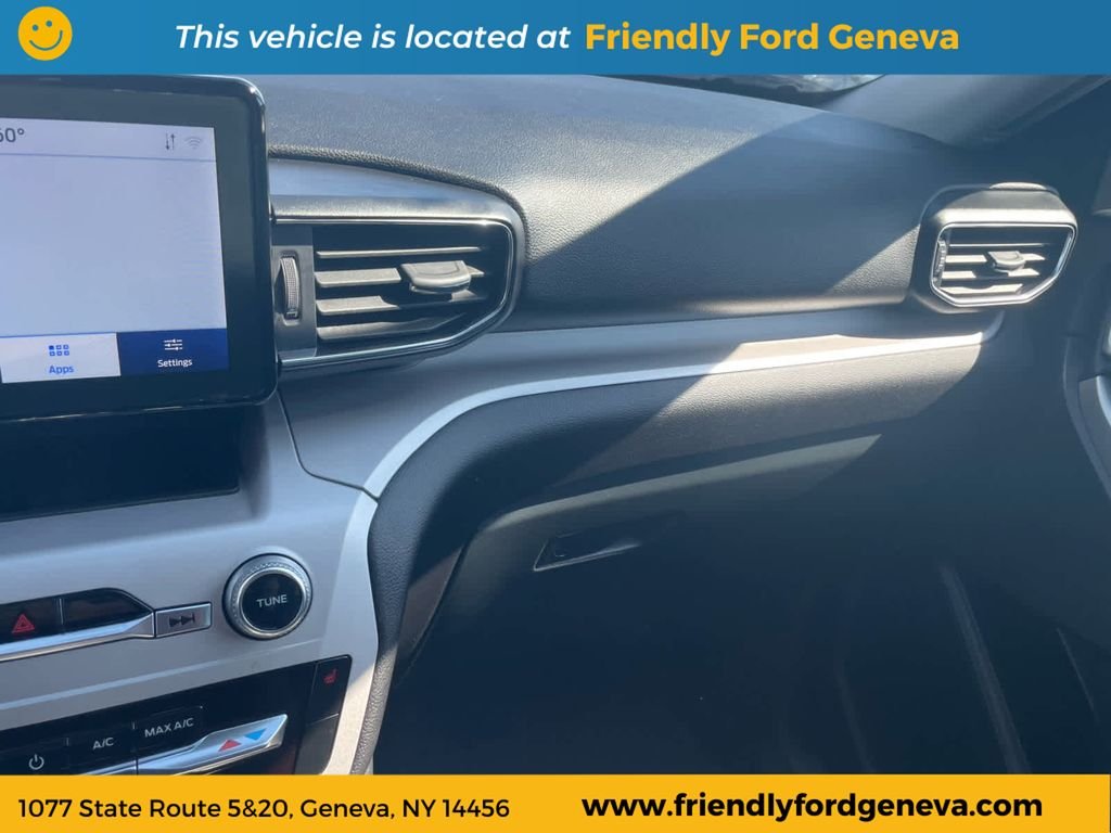 Used 2024 Blue Ford XLT image 26