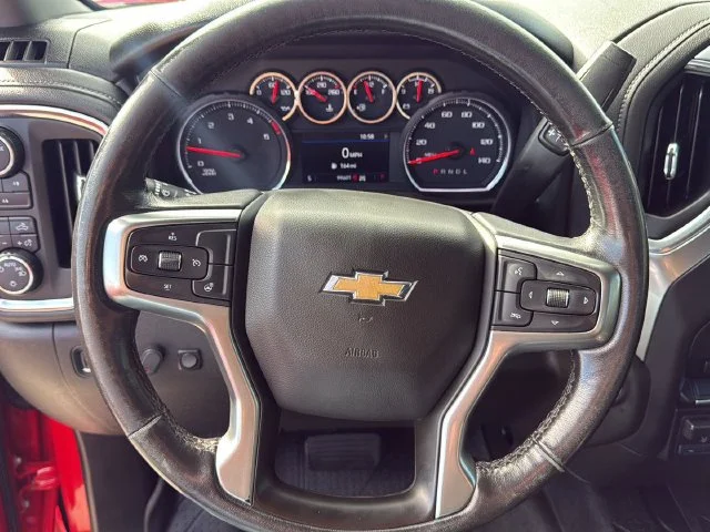 Used 2022 Red Chevrolet LT image 22