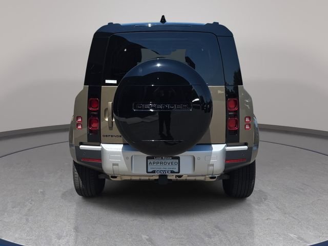 Certified Used 2025 Gondwana Stone Metallic Land Rover S image 7