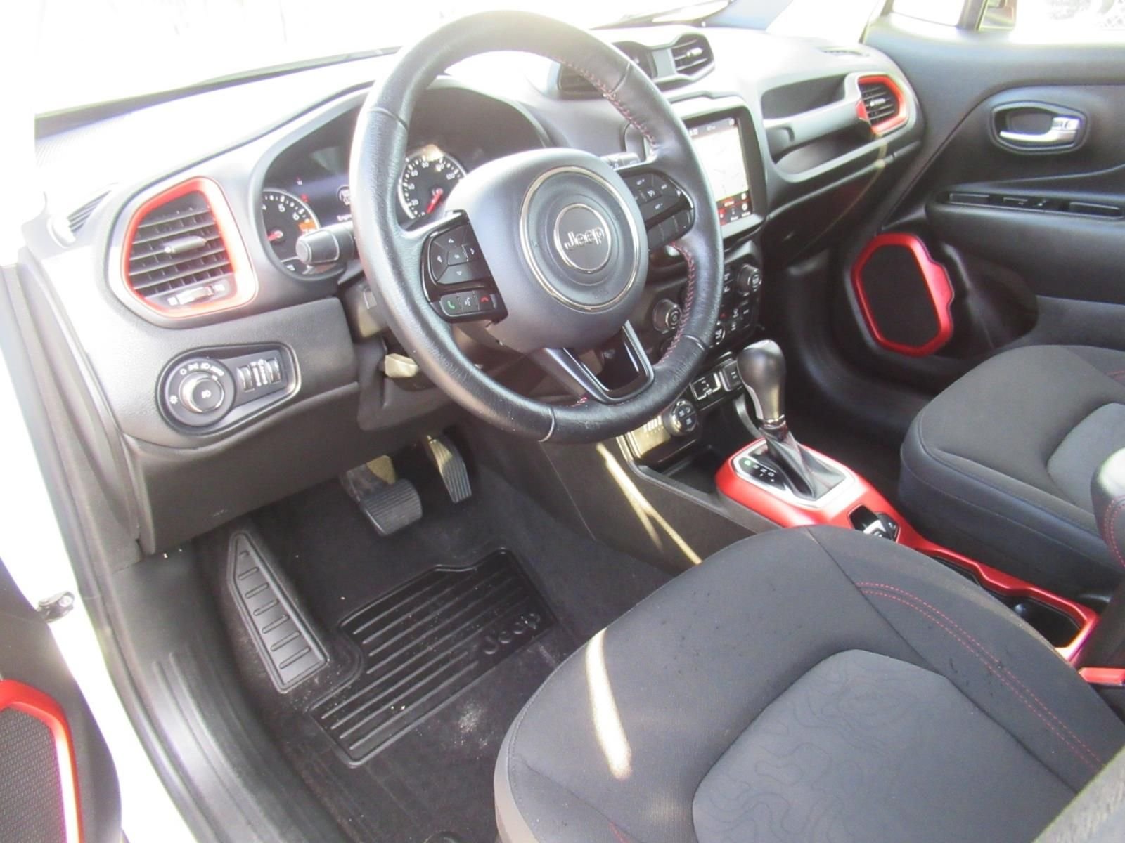 Certified Used 2022 White Jeep Trailhawk image 15