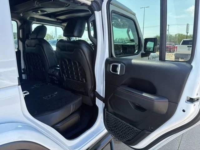 Used 2020 White Jeep Rubicon image 42