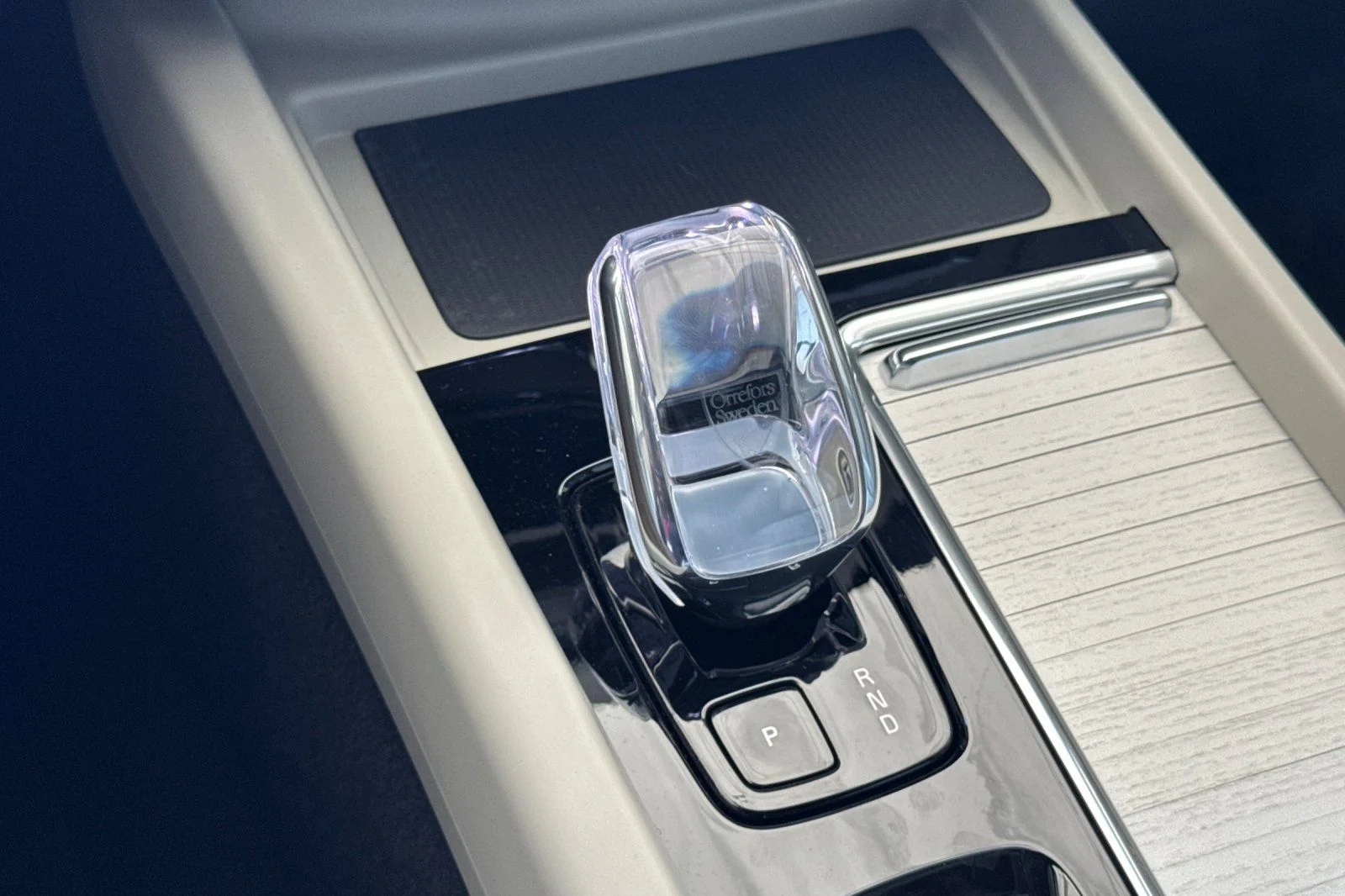 New 2026 Crystal White Volvo T8 Ultra image 24