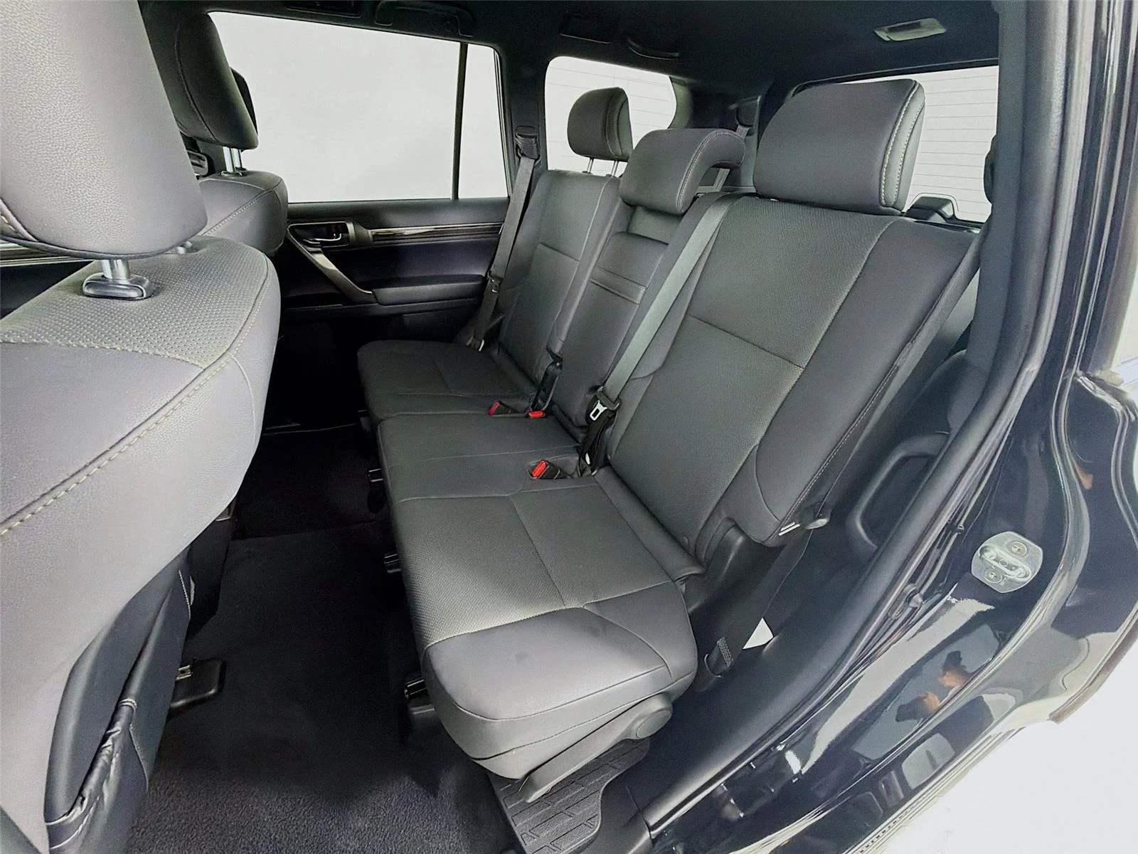 Used 2022  LEXUS PREM image 21