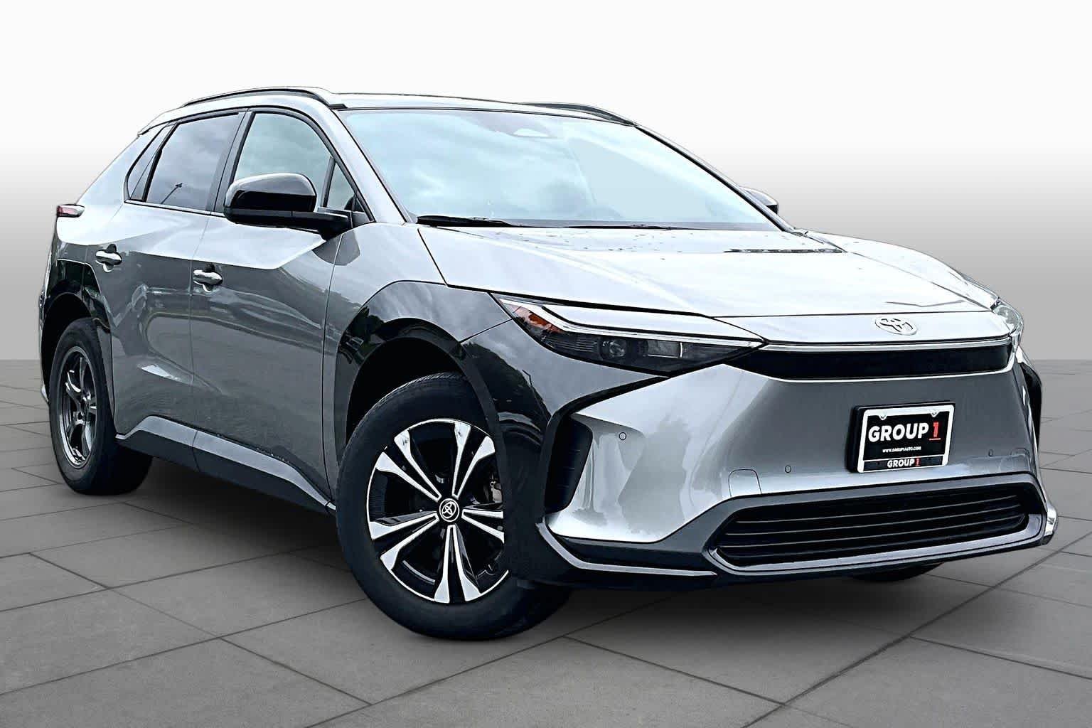 Used 2023 Heavy Metal Toyota XLE image 2