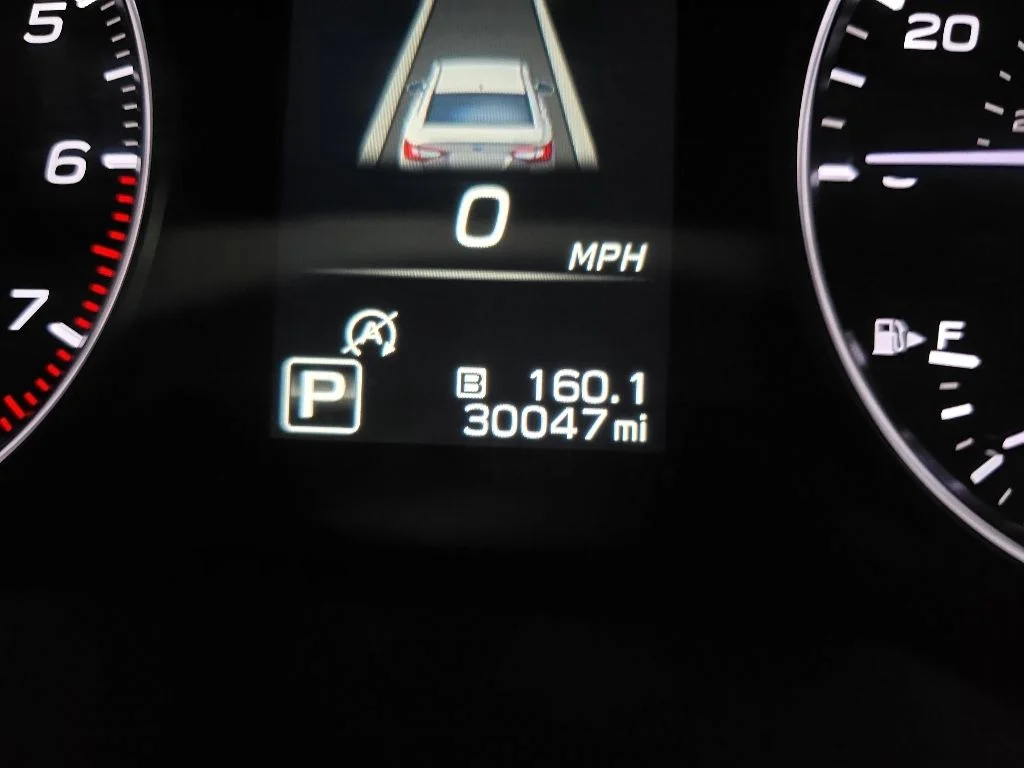 Used 2023 Ice Silver Metallic Subaru Premium image 22