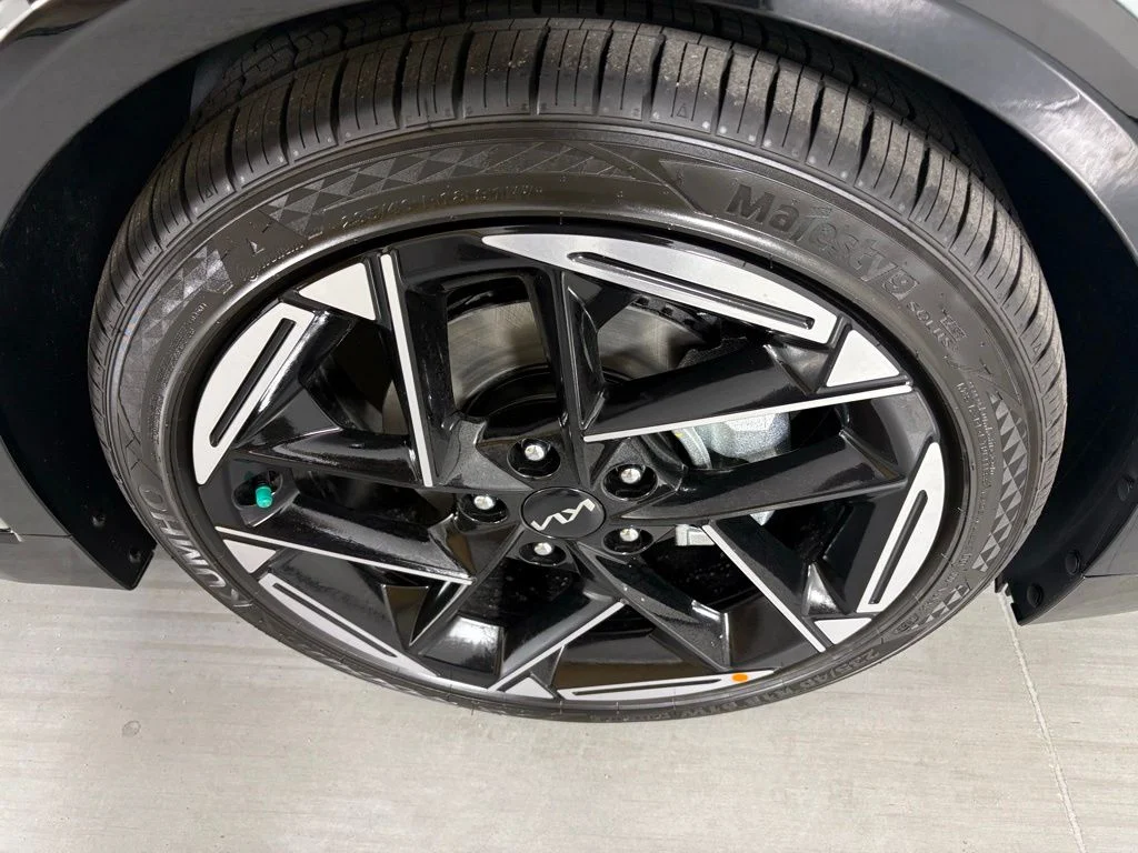 New 2026  Kia GT-Line image 11