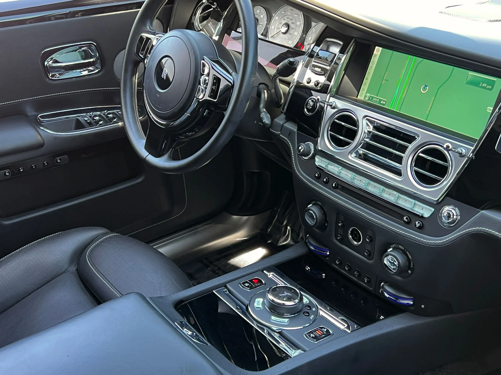 Used 2017 Black Rolls-Royce Base image 14
