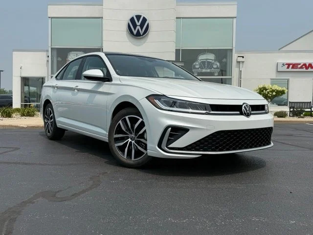 New 2026 White Volkswagen 1.5T SE image 1