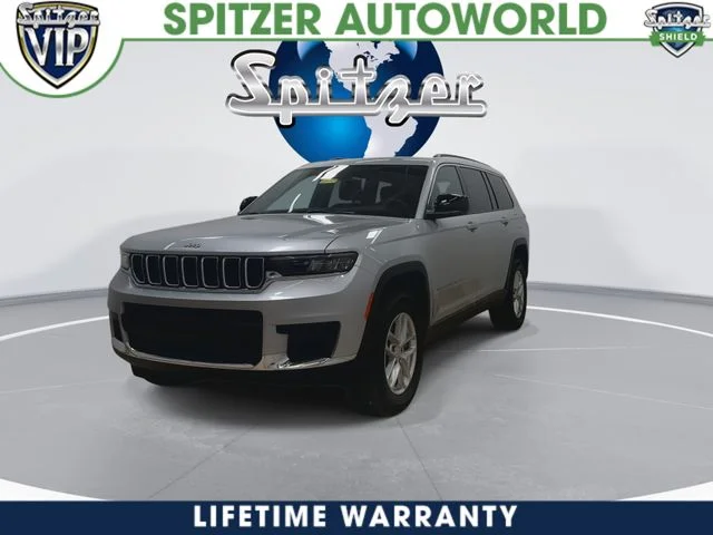 New 2026 Silver Zynith Exterior Paint Jeep Laredo X image 4