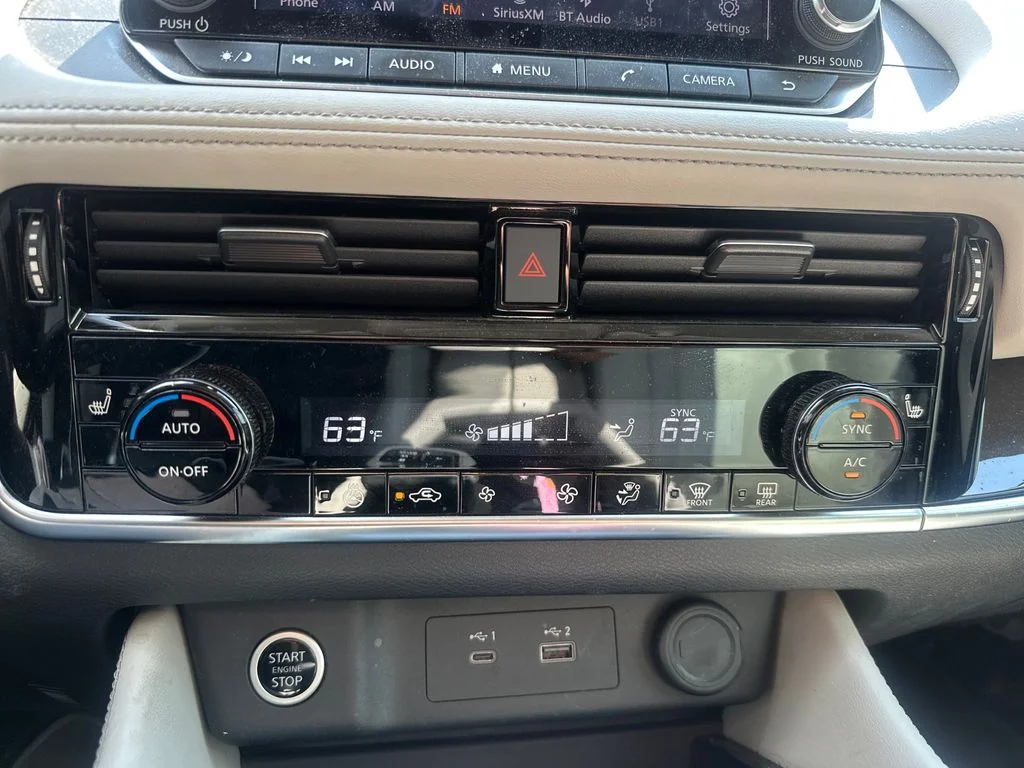 Used 2023 White Nissan SL image 45
