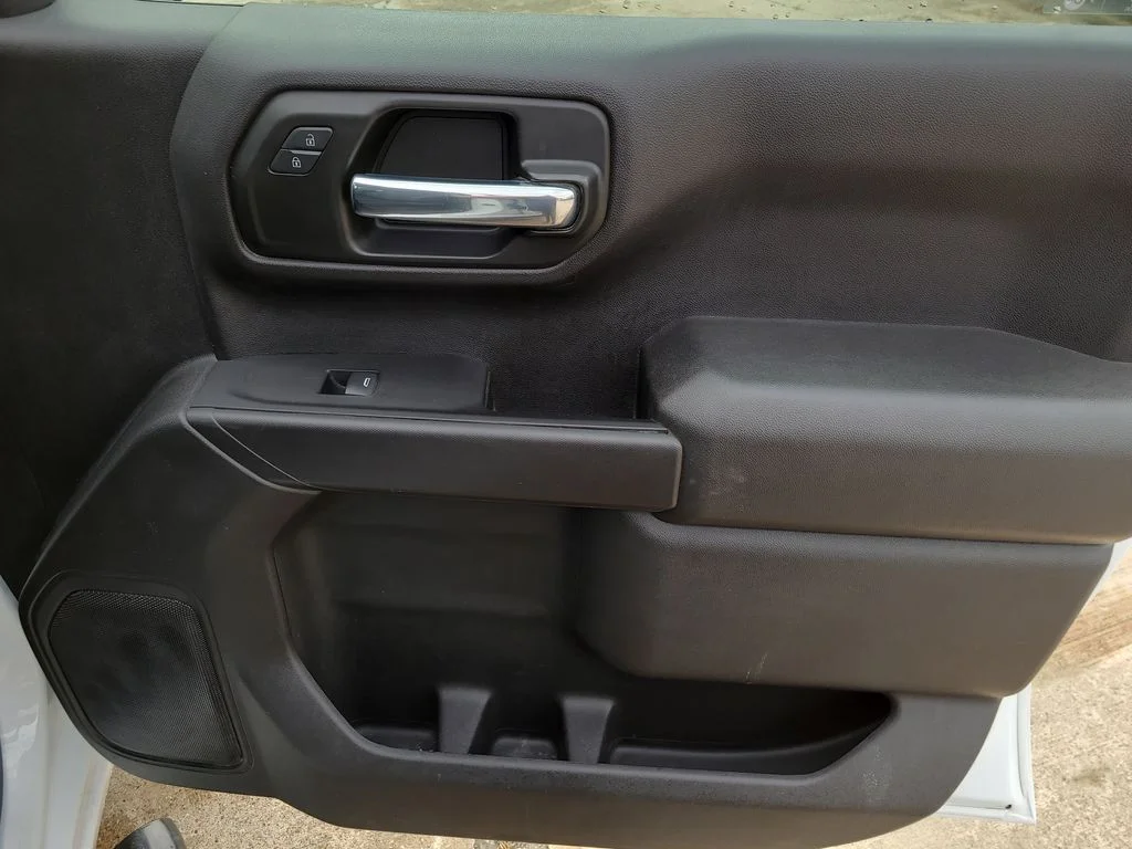 Used 2023 White Chevrolet WT image 8