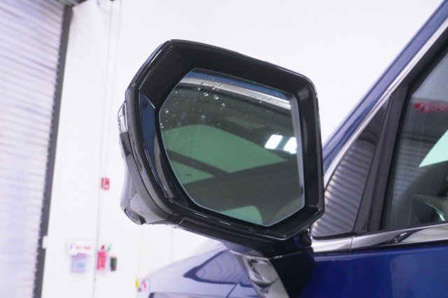 2026 GMC Yukon Denali - Photo 15